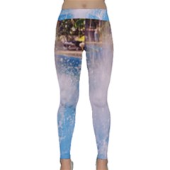 Splash 3 Yoga Leggings by icarusismartdesigns