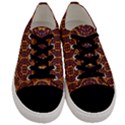 Geometric Pattern Men s Low Top Canvas Sneakers View1