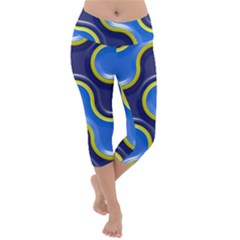 Pattern Curve Design Seamless Lightweight Velour Capri Yoga Leggings by Sapixe