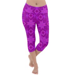 Magenta Mosaic Pattern Triangle Lightweight Velour Capri Yoga Leggings by Pakrebo