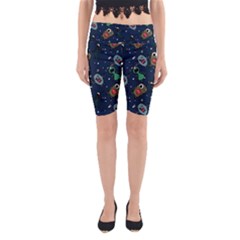 Monster Alien Pattern Seamless Background Yoga Cropped Leggings by Vaneshart