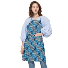 Abstract Illusion Pocket Apron by Sparkle