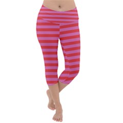Stripes-striped-design-pattern Lightweight Velour Capri Yoga Leggings by Semog4