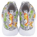 Seamless Pattern With Wildlife Cartoon Men s Lightweight High Top Sneakers View4