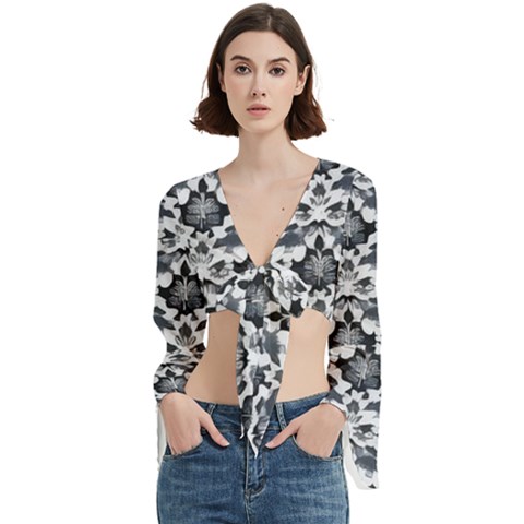 Gothic Leaf Pattern Trumpet Sleeve Cropped Top by violetheavensky